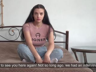 Megan winslet fucks për the i parë kohë loses virginity x nominal video tregon