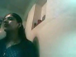 Indian pregnant women fucking husband on webcam
