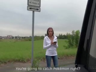 Grand fabulous pokemon صياد مفلس فتاة مقتنع إلى اللعنة غريب في driving سيارة نقل