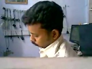 TAMIL VILLAGE young lady xxx video WITH BOSS IN MOBILE SHOP