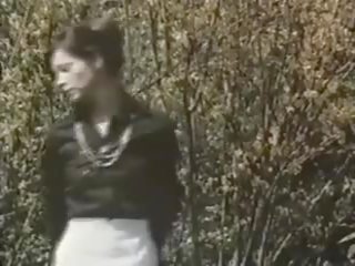 Mantkārīgs medmāsas 1975: medmāsas tiešsaitē porno filma b5