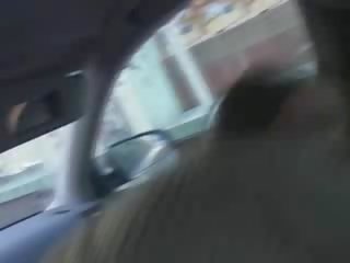 Публичен духане в на кола