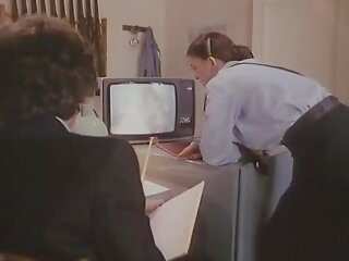 刑務所 tres speciales 注ぐ femmes 1982 クラシック: 大人 ビデオ 40
