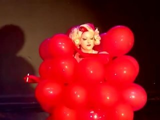 Cabaret burleskní špinavý martini baloon