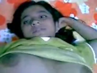 Bangla dhaka bhabi en jupe baisée par adolescent